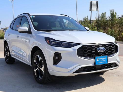 2025 Ford Escape ST-Line Elite