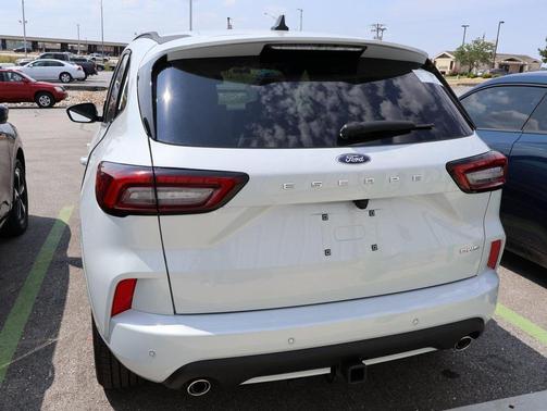 2025 Ford Escape ST-Line Elite