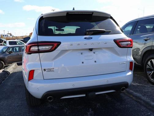 2025 Ford Escape ST-Line Elite