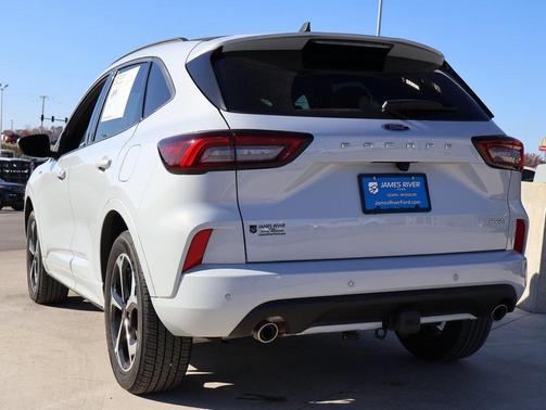 2025 Ford Escape ST-Line Elite