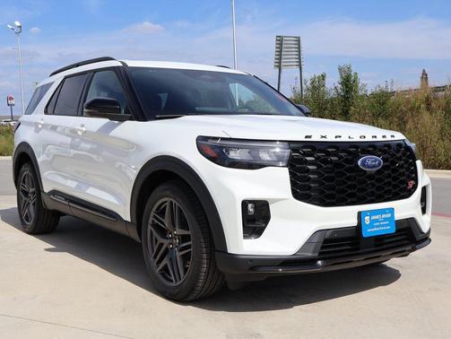 2025 Ford Explorer ST