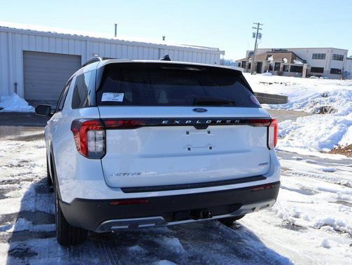 2026 Ford Explorer Active w/200A Pkg