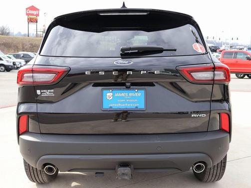 2026 Ford Escape ST-Line Select