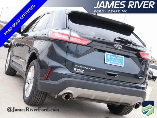 2022 Ford Edge Titanium