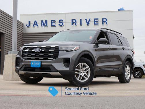 Carbonized Gray Metallic 2026 Ford Explorer Active