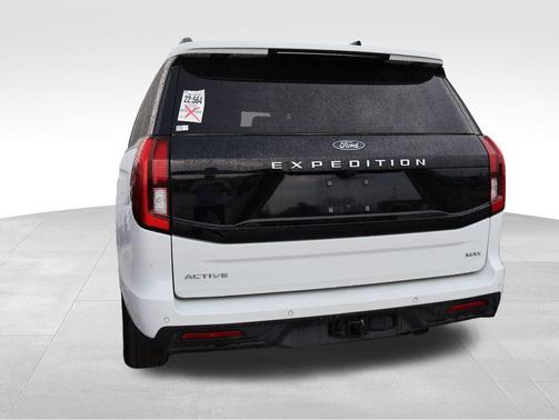 Oxford White 2025 Ford Expedition Max Active 4x4