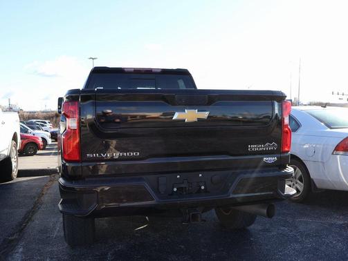 2022 Chevrolet Silverado 3500 High Country