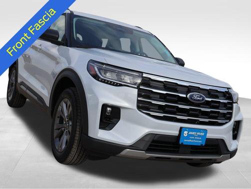 Space White Metallic 2026 Ford Explorer Active w/200A Pkg