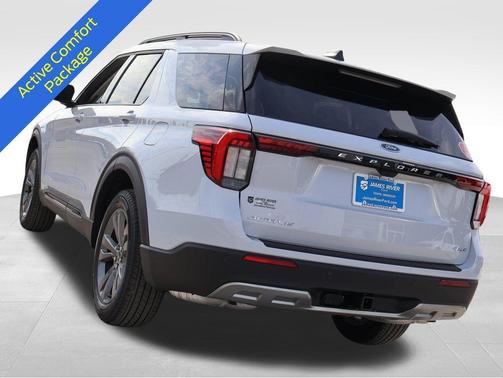 Space White Metallic 2026 Ford Explorer Active w/200A Pkg