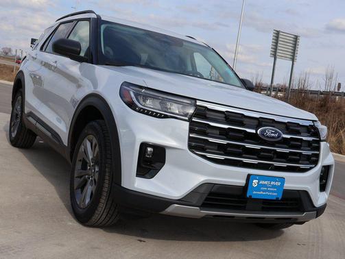 2026 Ford Explorer Active w/200A Pkg
