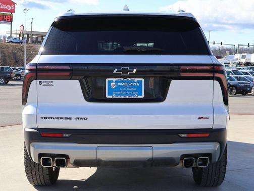 2025 Chevrolet Traverse AWD Z71