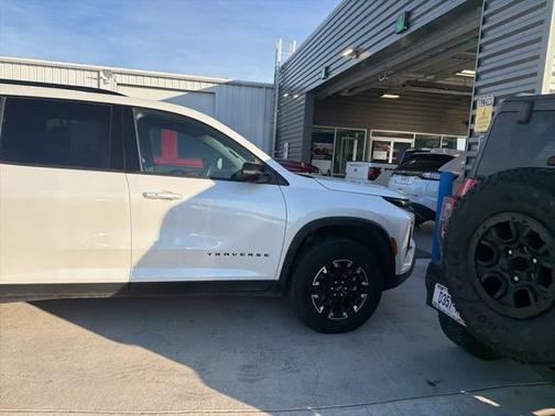 2025 Chevrolet Traverse AWD Z71