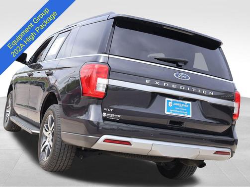 Dark Matter Metallic 2022 Ford Expedition XLT