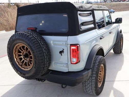 2021 Ford Bronco Black Diamond