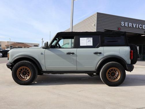 2021 Ford Bronco Black Diamond