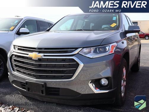 2021 Chevrolet Traverse LT Cloth