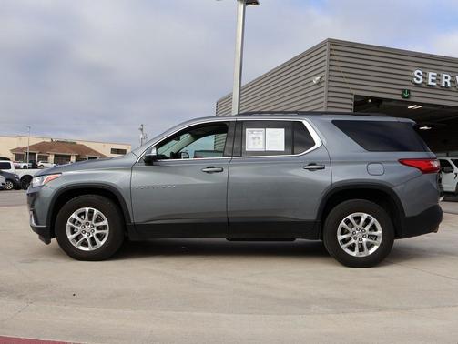 2021 Chevrolet Traverse LT Cloth