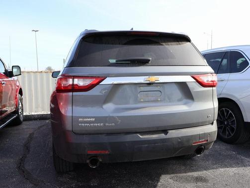2021 Chevrolet Traverse LT Cloth