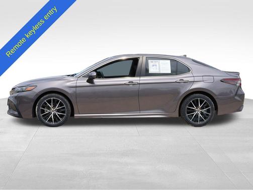Predawn Gray Mica 2021 Toyota Camry SE