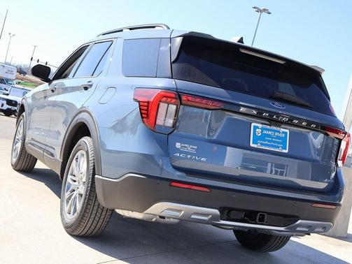 2026 Ford Explorer Active (200A)