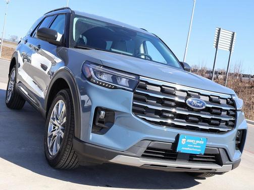 2026 Ford Explorer Active (200A)