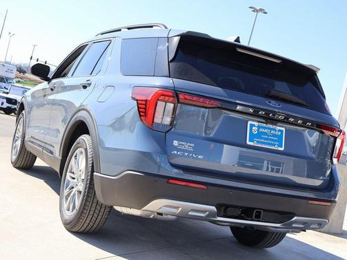 2026 Ford Explorer Active (200A)