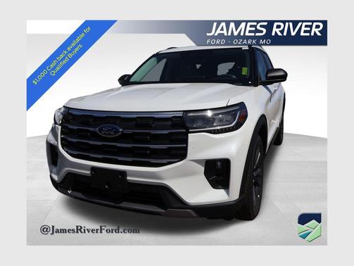 Star White Metallic Tri-Coat 2026 Ford Explorer Active