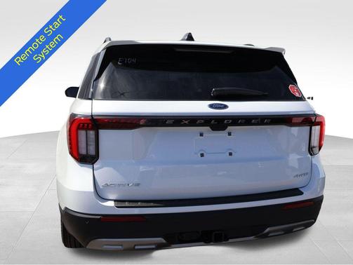 Star White Metallic Tri-Coat 2026 Ford Explorer Active