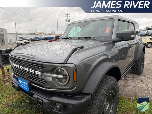 2025 Ford Bronco Badlands