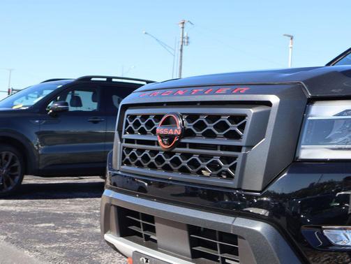 2022 Nissan Frontier PRO-X