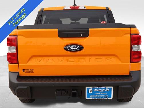 Orange Fury Metallic Tri-Coat 2026 Ford Maverick XLT