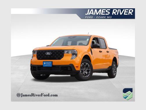 Orange Fury Metallic Tri-Coat 2026 Ford Maverick XLT