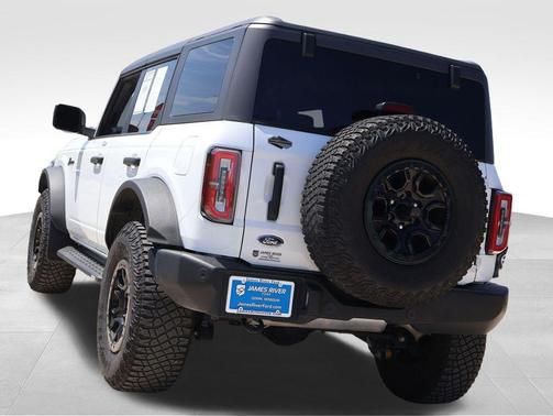 Oxford White 2022 Ford Bronco Wildtrak