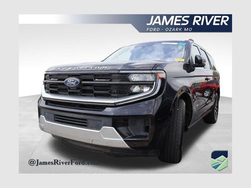 Black Metallic 2025 Ford Expedition Platinum