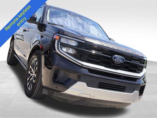 Black Metallic 2025 Ford Expedition Platinum