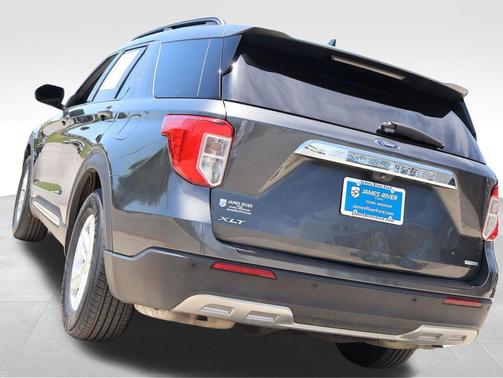 Magnetic 2020 Ford Explorer XLT