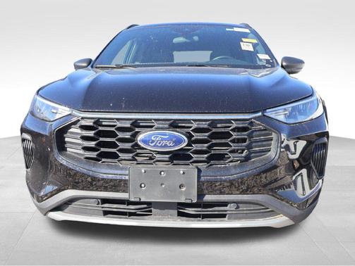 Black Metallic 2025 Ford Escape ST-Line