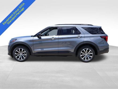 Carbonized Gray Metallic 2026 Ford Explorer ST-Line