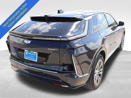 Stellar Black Metallic 2024 Cadillac LYRIQ Luxury