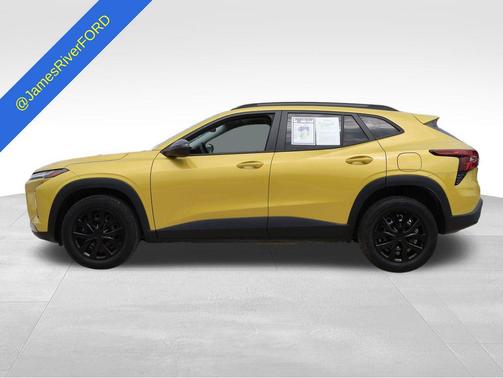 Nitro Yellow Metallic 2024 Chevrolet Trax FWD ACTIV