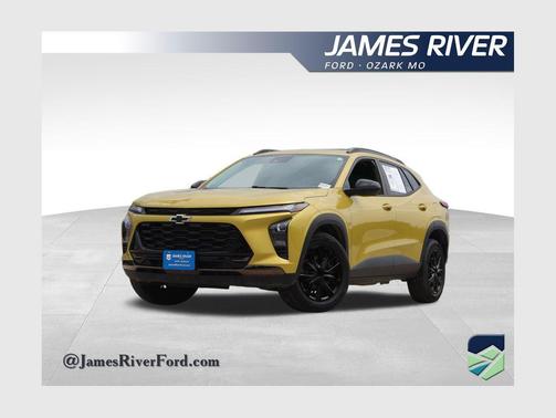 Nitro Yellow Metallic 2024 Chevrolet Trax FWD ACTIV