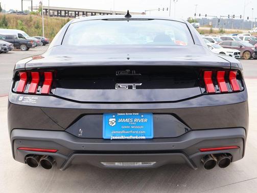 2025 Ford Mustang GT