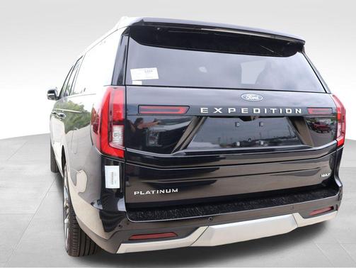 Agate Black Metallic 2026 Ford Expedition Max Platinum