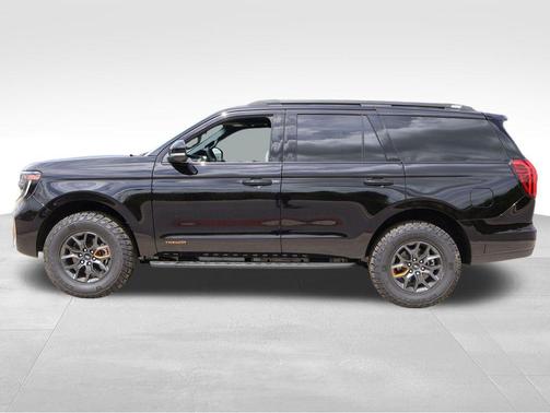 Agate Black Metallic 2026 Ford Expedition Tremor