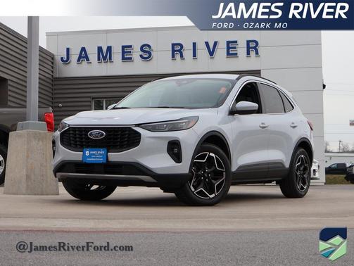 2026 Ford Escape Platinum