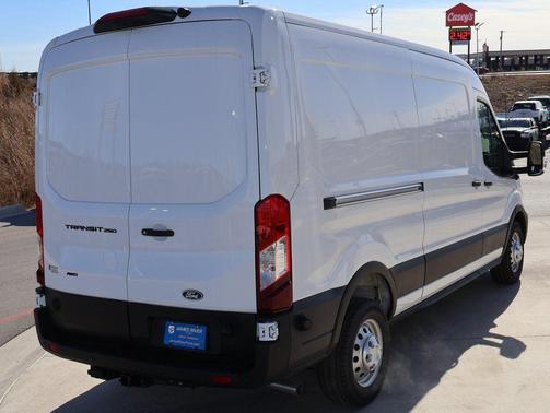 2026 Ford Transit-250 Base