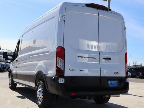 2026 Ford Transit-250 Base
