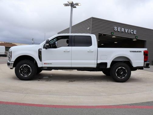 2026 Ford F-250 Lariat