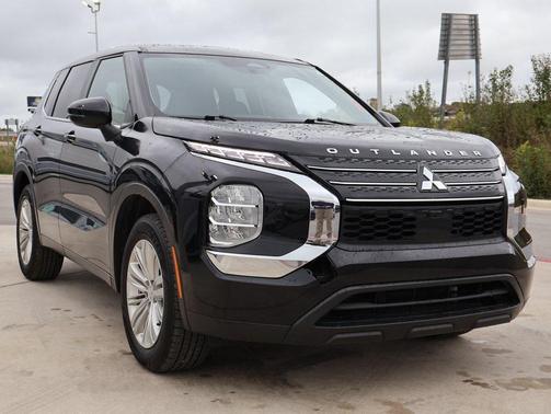 2024 Mitsubishi Outlander ES 2.5 S-AWC