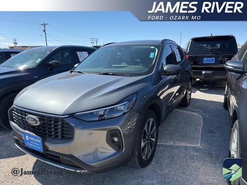 2025 Ford Escape Platinum